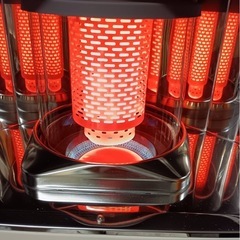 分解掃除済み　美品アース万代店　2021年製 サンポット 煙突ストーブ 木造18畳 コンクリート29畳 KSH-7011RC B 暖房出力7kw カベック　