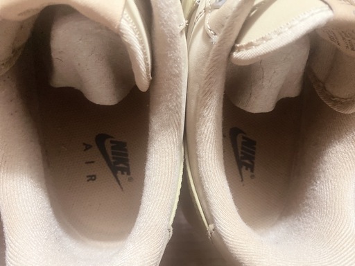 Nike Air Force 1 ベージュ スニーカー 箱付き