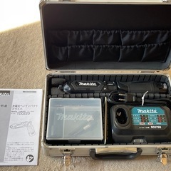 マキタ　TD022D ペンインパクトドライバ　新古品　取引き中‼️