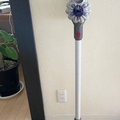 スタンド付きメンテ済み良好品Dyson ダイソン スティッククリーナー掃除機 SV37 V7
