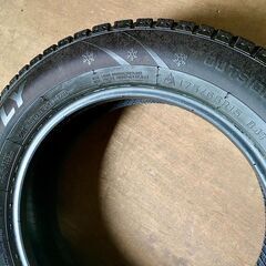【スタッドレス】HIFLY Win-turi ZIZ 175/65R15 84T 中古タイヤ×4本セット