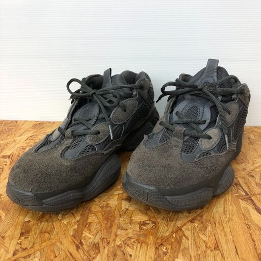 【784】スニーカー adidas イージーブースト500  27.5cm