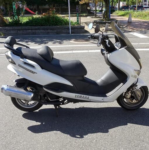 (並行輸入車)(自賠責付き)　YAMAHAマジェスティFL125