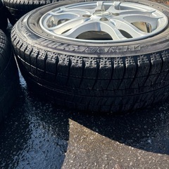 即納品【フィットなど】ブリザックスタッドレスタイヤ4本セット