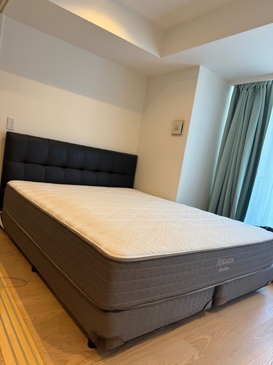 【取引中】大塚家具 クイーンベッド/マットレス 定価41万