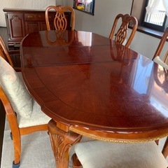 アンティーク調　ダイニングテーブルセット　　チェスト　サイドテーブル全て