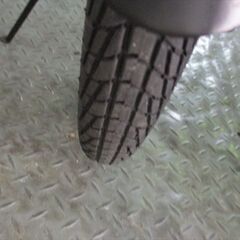 D818 ☆10000円☆ 折りたたみ中古自転車【20インチ 白 かご付き】