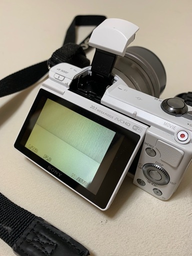 ミラーレスデジタル一眼カメラ　SONYα5000