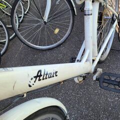 ★店頭にて試乗可★ J7828　シティサイクル　ホワイト　27インチ　6段変速　オートライト　簡易クリーニング済　【リユースのサカイ柏店】　 中古自転車 　流山市 中古自転車 松戸市 中古自転車 我孫子市 中古自転車 船橋市 中古自転車 守谷市 中古自転車 取手市 中古自転車　