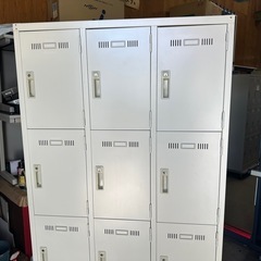 実売6.5万円 生興 12人用スチールロッカー（W900×D515×