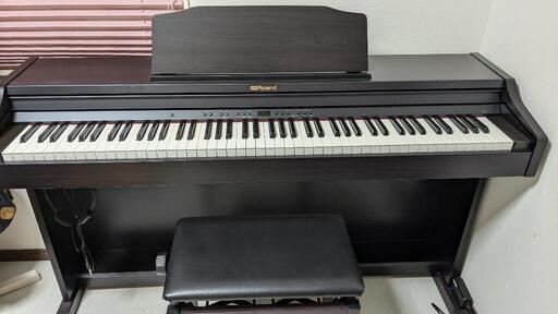 電子ピアノ　Roland Digital Piano RP501R
