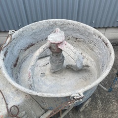 コンクリートミキサー 中古品 動作確認済み MEIHO 左官 モルタルミキサー 電動 車輪付き 