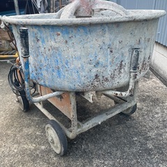 コンクリートミキサー 中古品 動作確認済み MEIHO 左官 モルタルミキサー 電動 車輪付き 