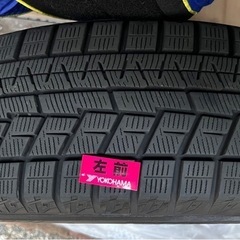 スタッドレスタイヤ、ホイール(ロッキー&ライズ) 