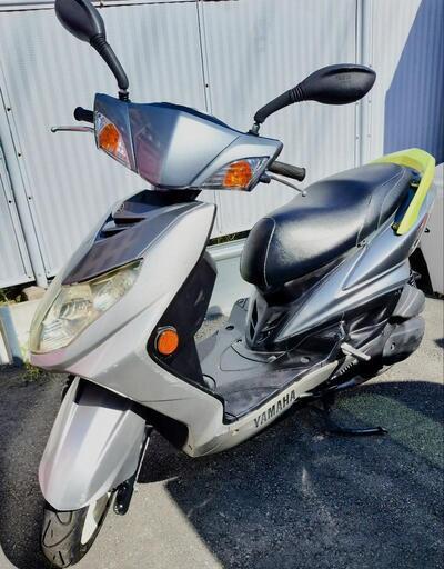 低走行☆タイヤ前後ほぼ新品☆人気のシグナスx 台湾仕様です！
