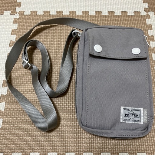 POTERショルダーバッグ（吉田カバン）