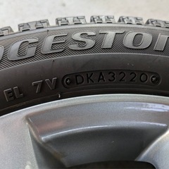 GE8 fit RS純正16インチホィールとスタッドレスタイヤ4本セット