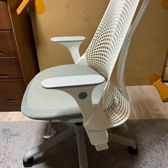 ハーマンミラー　セイルチェア　白