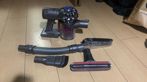 一時停止中dyson DC74