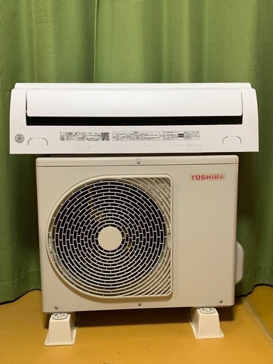 ⭕️高年式、超美品‼️2022年❗️6畳用❗️取付込❗️TOSHIBAエアコン