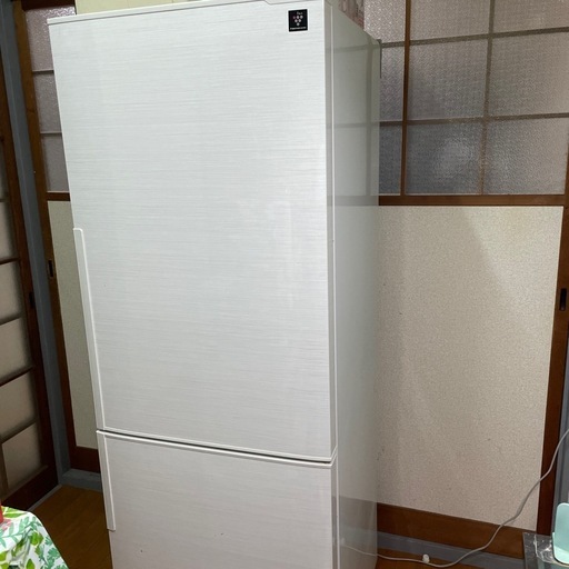 冷蔵庫　SHARP  SJ-PD27D-W