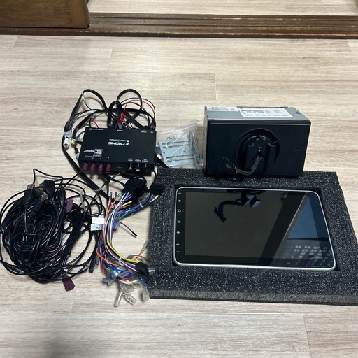 XTRONS TL10Yカーオーディオ10.1インチ