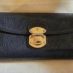 ルイ・ヴィトン 長財布 マヒナ ポルトフォイユアメリア ブラック×ゴールド