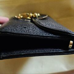 ルイ・ヴィトン 長財布 マヒナ ポルトフォイユアメリア ブラック×ゴールド