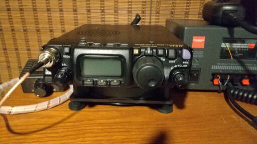 アマチュア無線機　YAESU FT818ND