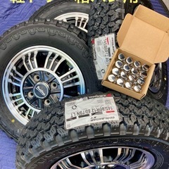 ㊺軽トラ・箱バン用の新品ゴツゴツタイヤと中古ホイールと新品