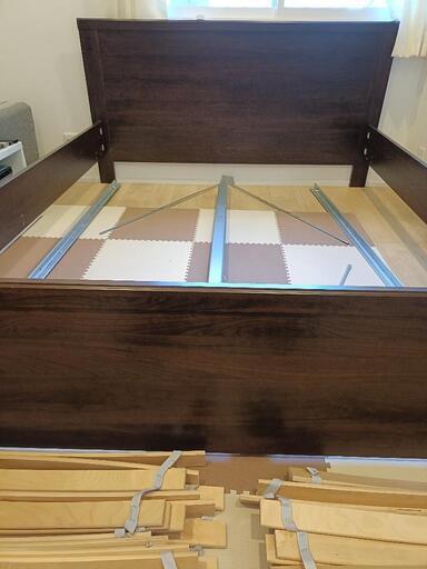 IKEA MALM クイーンサイズベッド
