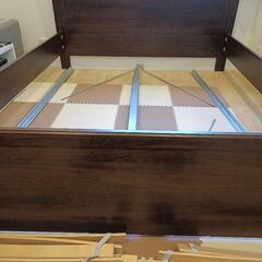 IKEA MALM クイーンサイズベッド
