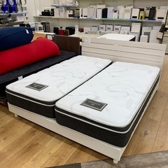 クイーンベッド　フレーム：
ニトリ　マットレス:SIMMONS　　