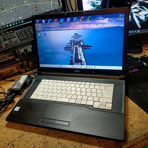(^^)激速SSD 富士通ノートパソコン 第7世代Core-i3 / SSD256ギガ / メモリ8ギガ / ウェブカメラ付き /Windows11 最新アップデート済み / Office2021プロplusインストール済み / ビジネス向けテレワークできます / (^^)