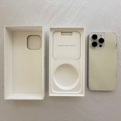 Apple iPhone 15 Pro Max 512G ホワイトSIMフリー