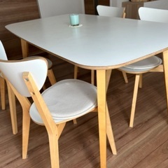 IKEAダイニングテーブル+椅子4脚