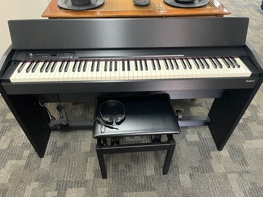 Roland F-120 ピアノ　電子ピアノ
