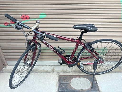 【部品交換済み】TREK トレック　クロスバイク