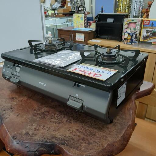 Rinnai☆ガスコンロ☆LP ガス,RT６４-２HS、ブラックカラー、２０２２年、ホースなし【浜村鹿野温泉ICから3分 買取本舗 宮本リサイクル 営業時間9～19時 定休日水曜のみ←連絡できませんm(_ _)m】
