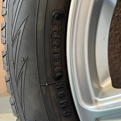 スタッドレスタイヤ 195/65R 15