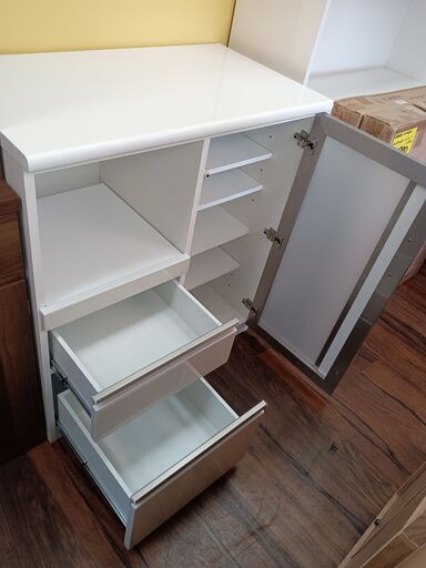 NITORI ポスティア キッチンカウンター 鏡面 ニトリ ホワイト レンジ台