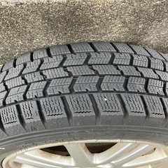 完了】スタッドレスタイヤ4本 155/65R14