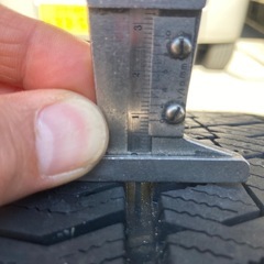 215/60R16 スタッドレスタイヤセット　