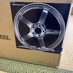 新品ヨコハマタイヤホイル１つ 