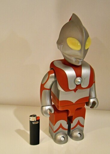 ●ウルトラマン●メディコムトイ　キューブリック　400％●中古品　相模原●