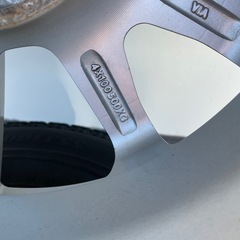 タイヤ　ホイール　アルミホイール　ヴィッツ　ヤリスなど　ヤリス　アクア