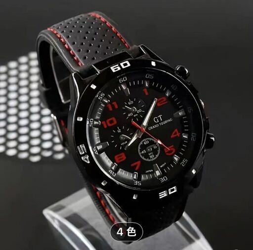 新品・未使用スポーツウォッチブラックにレッドの文字盤ブラックストラップ時計屋さんでの長さ調整は不要です