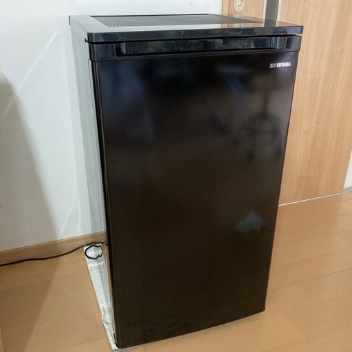 アイリスオーヤマ　2021年製　小型冷凍庫　60L