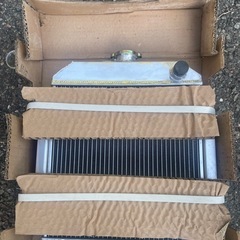 サニトラ　アルミラジエーター　未使用品