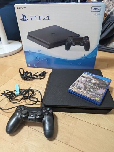 ソフト一本付き！PS4（プレステ4）中古